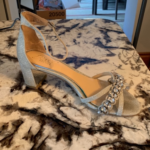 Badgkey Mischka Jewel Giona evening shoe. Worn twice - Picture 5 of 9